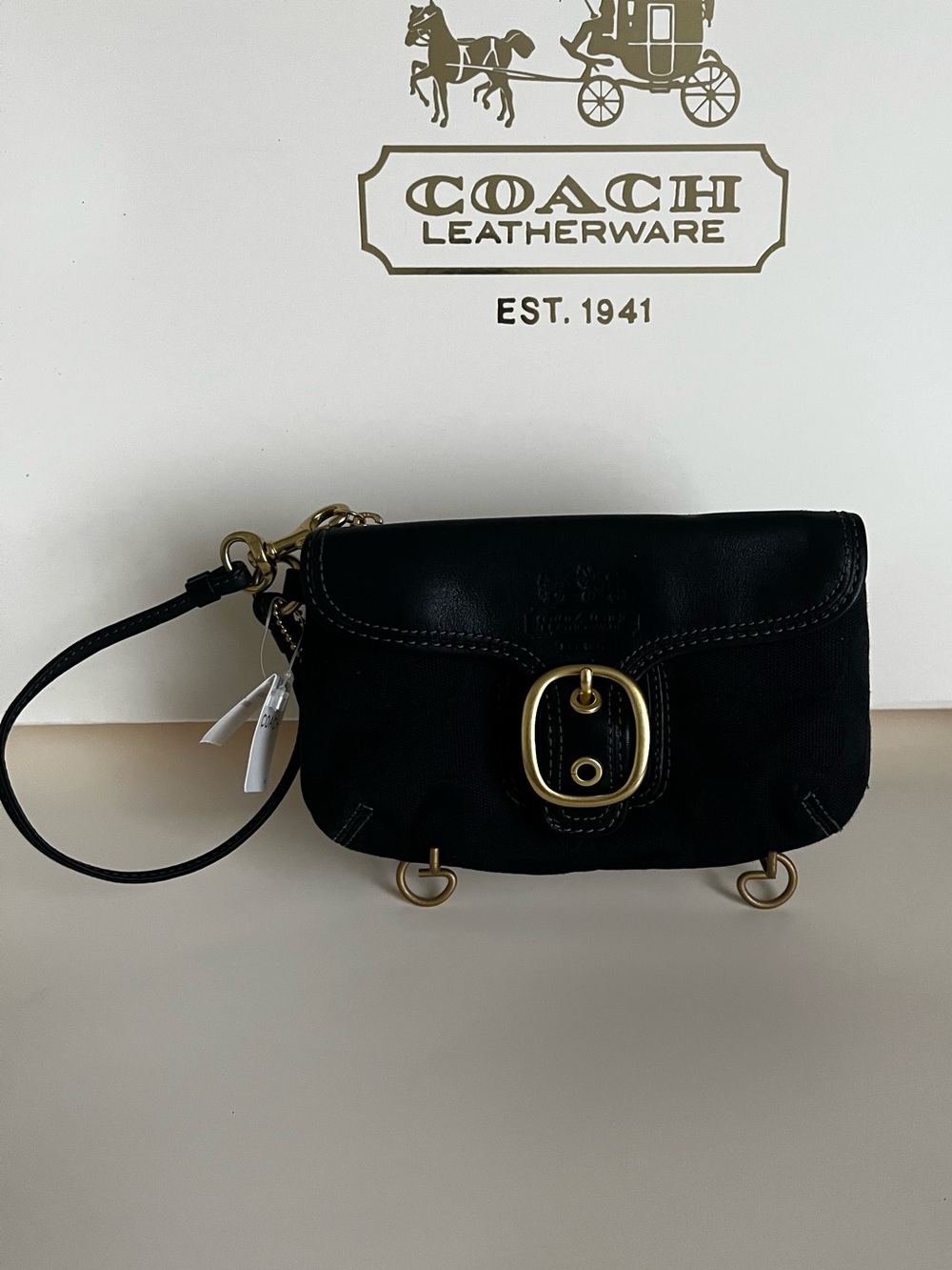 Coach | Vintage Black Bleecker Signature C Wristlet